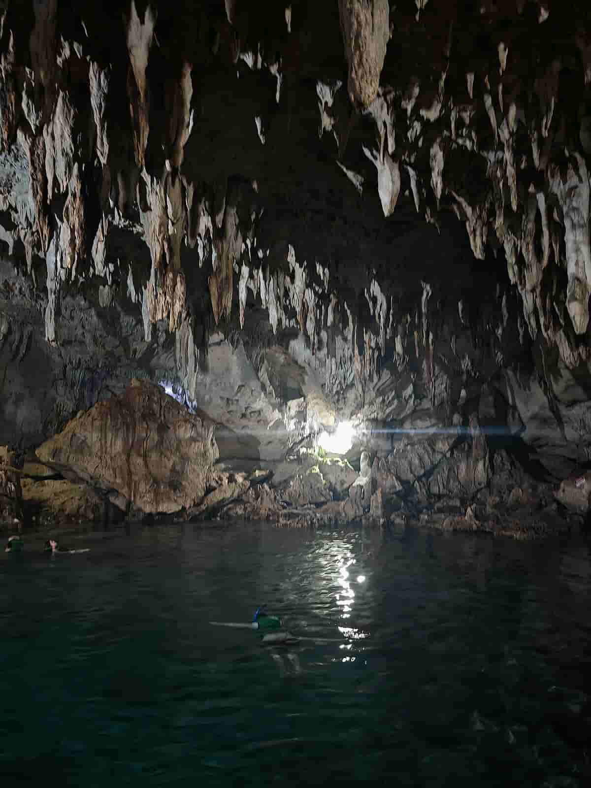 Hinagdanan Cave