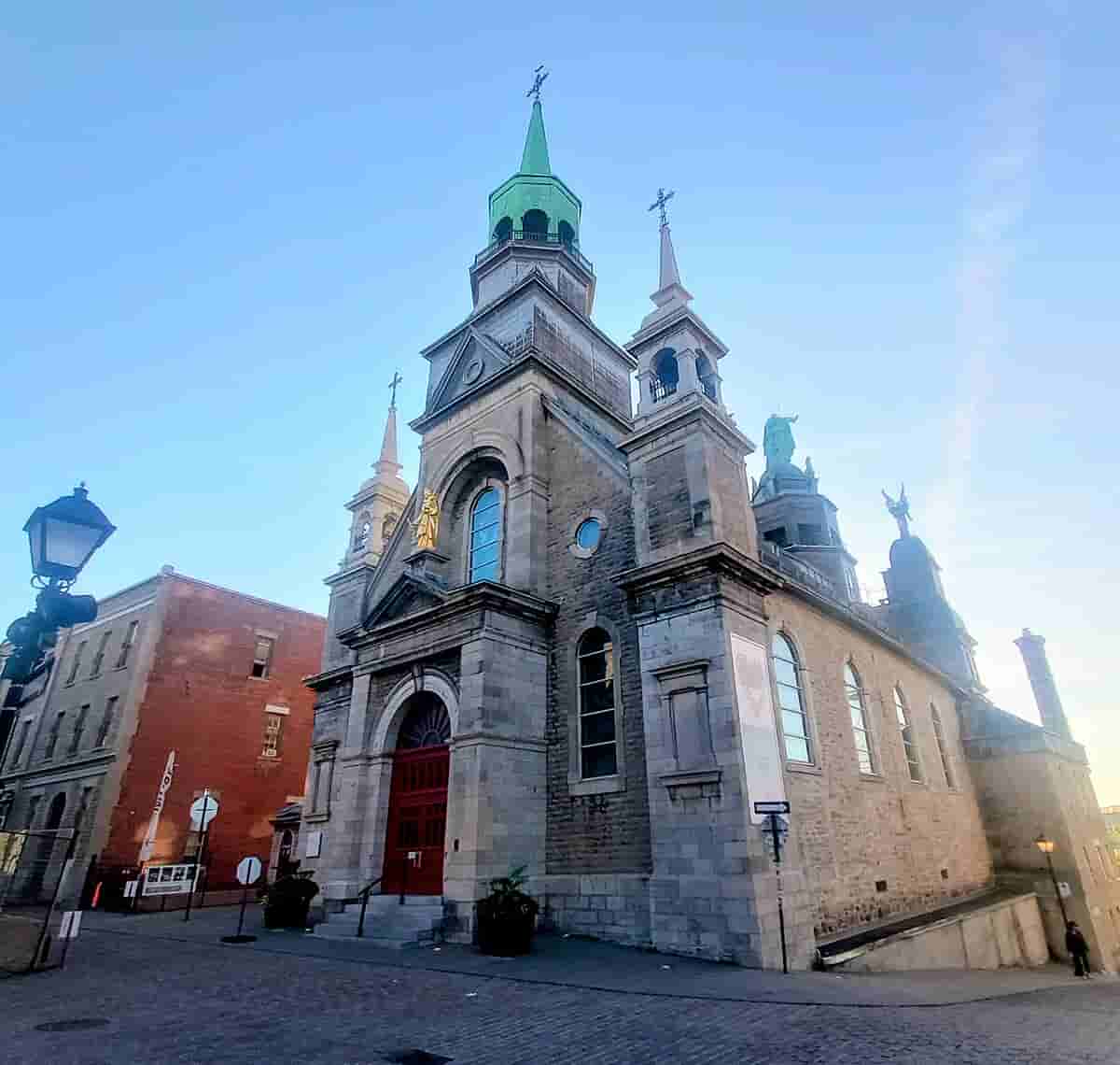 Notre-Dame-de-Bon-Secours Chapel