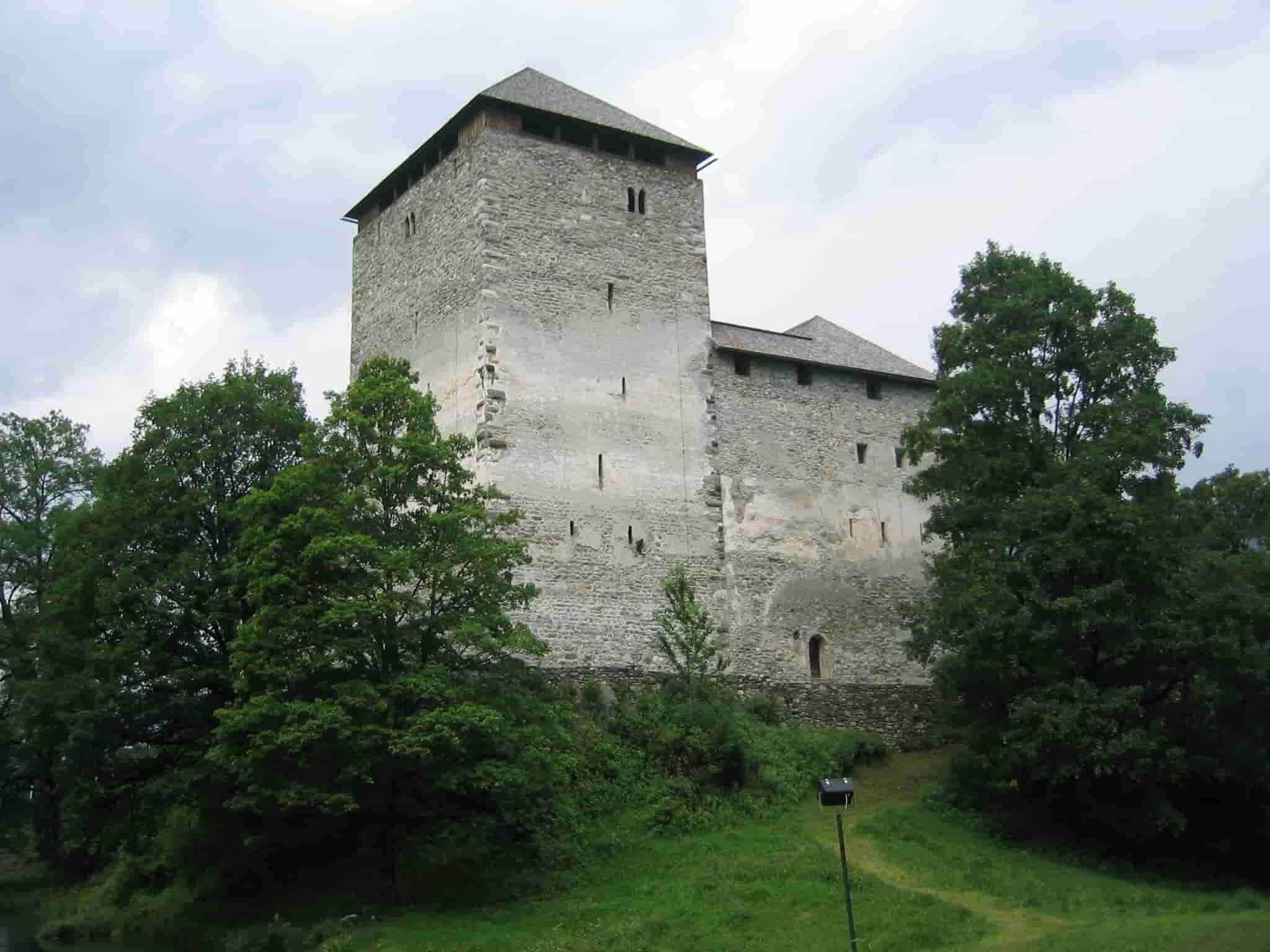 Kaprun Castle
