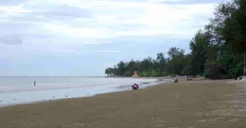 Tanjung Aru Beach